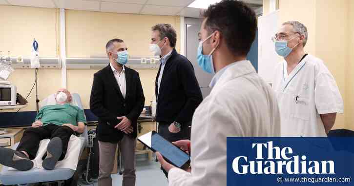 Greek PM criticised for lunch that breached Covid restrictions