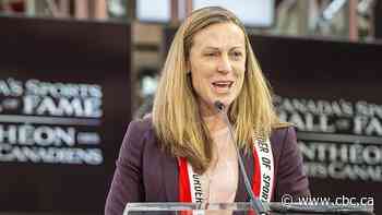 Leafs enter formal partnership with Professional Women's Hockey Players Association