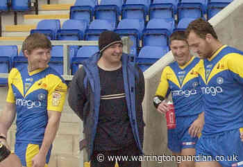 Warrington Wolves funny moment, Chris Leikvoll's mascot Gary Hulse - Warrington Guardian