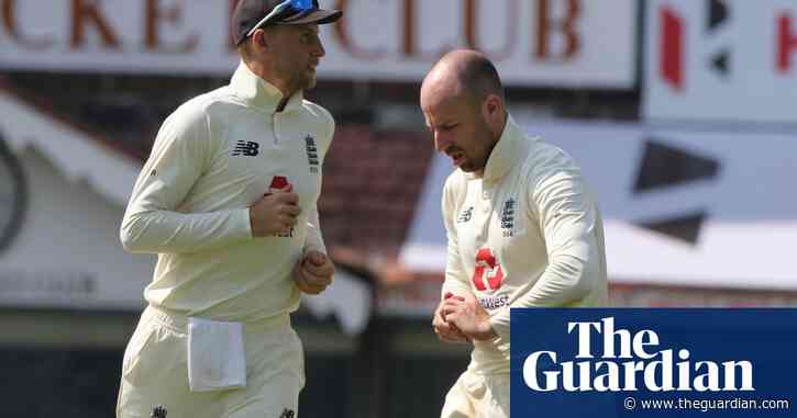 Joe Root opts not to declare as England set India target of 420 to win first Test