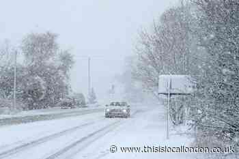 Pictures: Snow falls across south London