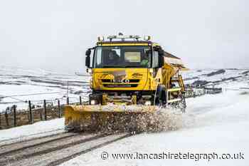 East Lancashire priority routes to be gritted this evening and tomorrow morning