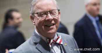 Texas Rep. Ron Wright dies after testing positive for COVID-19     - CNET