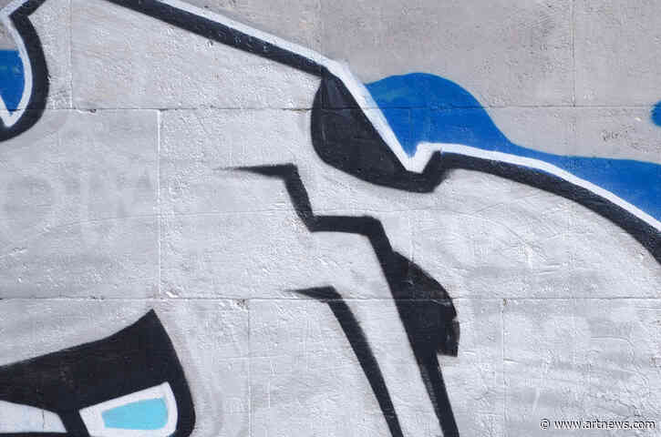 The Best Metallic Spray Paints for Edgy Effects