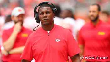 Report: Chiefs' RB Coach Deland McCullough to Join Indiana Coaching Staff - Sports Illustrated