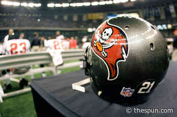 Todd Gurley Has A Message For The Bucs’ Coaching Staff - The Spun