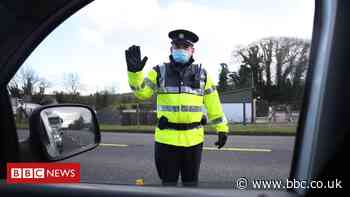 Coronavirus: Motorists 'turned back' at Irish border