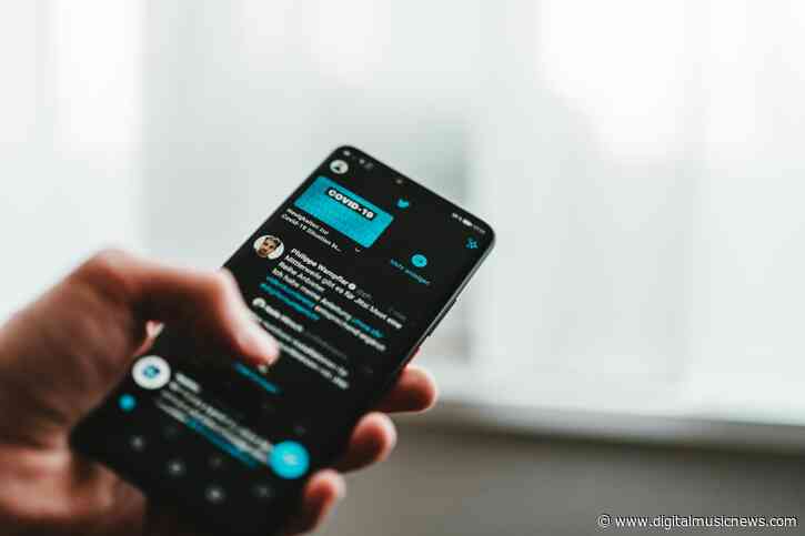 Twitter Considering Introducing Subscription Fee for Advanced Features