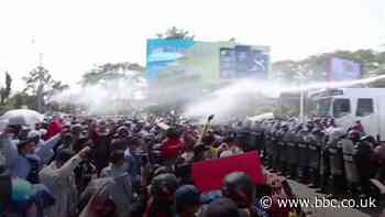 Myanmar coup: Police fire rubber bullets at protesters
