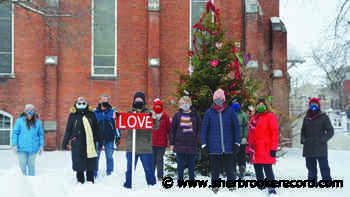 Lennoxville United sharing the love - Sherbrooke Record