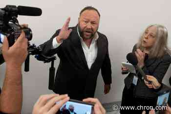 'No center of gravity': Let down by InfoWars, far right looks for more extreme media