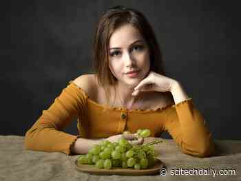 Eating Grapes May Protect Your Skin From UV Damage