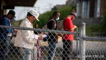 Support for essential workers could bring COVID-19 under control faster in Canada, doctors say