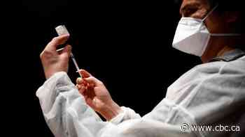 Sask. medical students join doctors, nurses calling for rethink of vaccine rollout plan