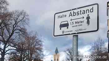 Schilder-Aktion für Sicherheit der Radler in Olching. - kreisbote.de