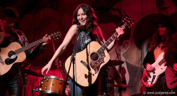 Katharine McPhee's Netflix Series 'Country Comfort' Gets a Premiere Date - See First Look Photos!
