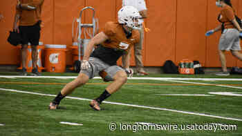 WATCH: Texas' new coaching staff, players during team workout - Longhorns Wire