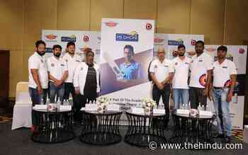 Dhoni touch to cricket coaching in Telangana - The Hindu