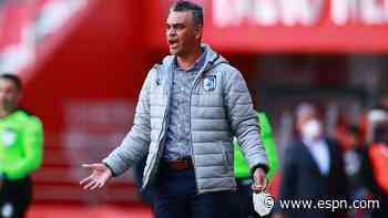 Queretaro manager Altamirano consults YouTube for coaching tips - ESPN