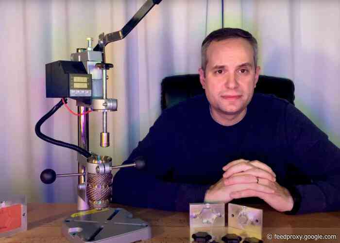 Build your own desktop injection moulding machine for $200
