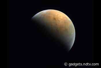 UAE’s Hope Mars Probe Sends Home Its First Image of the Red Planet