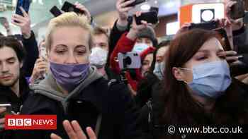 Alexei Navalny: The women fighting against Russian corruption