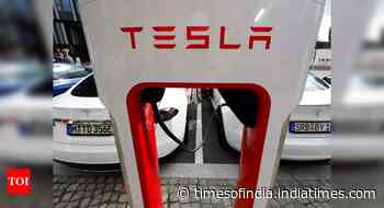 Tesla to make cars in India, targeting vast mkt