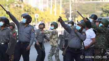 Myanmar's military extends detention of Suu Kyi amid crackdown on anti-coup protesters