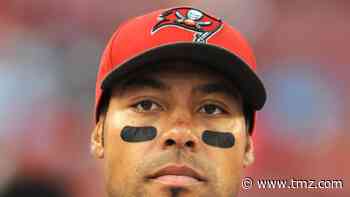 NFL Star Vincent Jackson Found Dead in Hotel Room, Cops Investigating