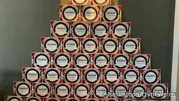 Dozens of supportive cards sent to Saskatoon restaurant in wake of racist incident