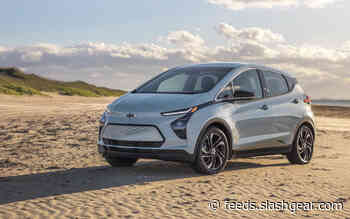2022 Chevrolet Bolt EV pricing drops $5k for 259 mile electric hatchback