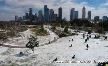 Watch: Just another snowy Monday morning in Houston - Houston Chronicle