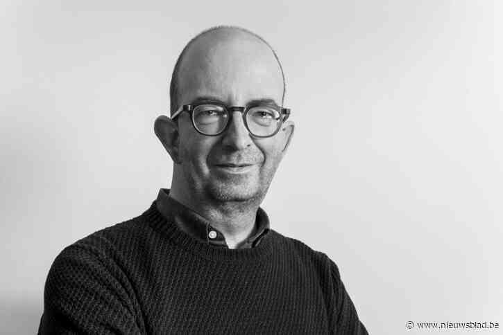 COLUMN. Waaghalzen denderden op vuilniszak door geluidsmuur op Hoge Mouw