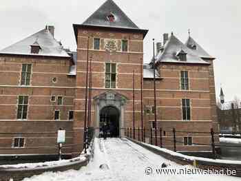 Tien studenten voor rechter na pintje in gemeenschappelijke keuken: “Met kotgenoten samenzitten, is toch geen samenscholing?”