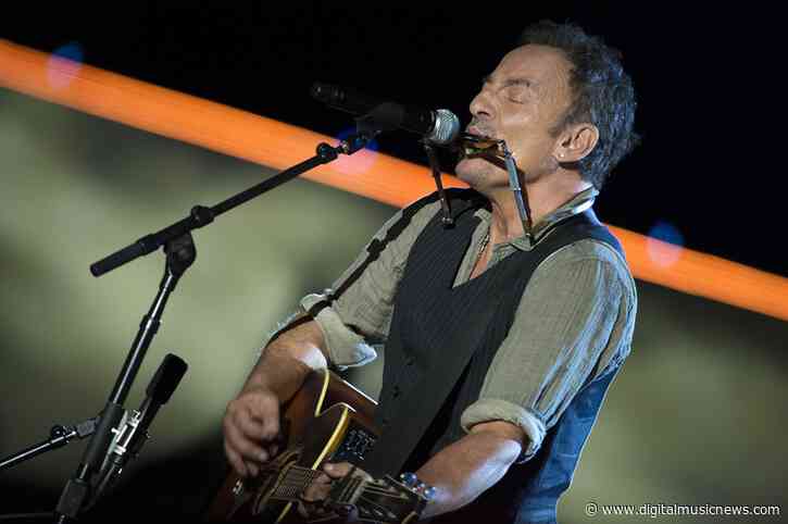 Bruce Springsteen Refused to Cooperate With Police During DUI Arrest in New Jersey, New Information Reveals