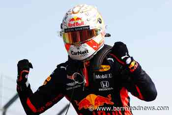 Christian Horner: Max Verstappen could be Lewis Hamilton's Mercedes replacement - Barrhead News