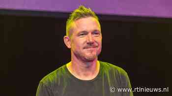 Johnny de Mol helpt pechvogels in zijn nieuwe programma - RTL Nieuws