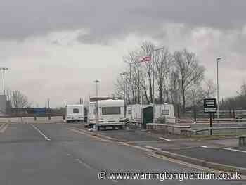 Travellers set up encampment at Gemini Retail Park