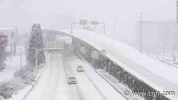 Deadly winter storm sweeping US has set more than 2,000 record-low temperatures