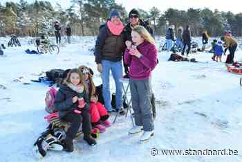 Kalmthoutse Heide overrompeld door schaatsers en lokale toer... (Kalmthout) - De Standaard