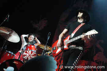 The White Stripes Drop Full 2005 ‘From the Basement’ Performance