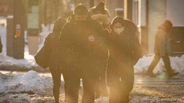 Toronto's top doctor recommends at least 2 more weeks of lockdown - CBC.ca
