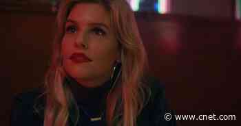 Firefly Lane actors Brandon Jay McLaren, Jenna Rosenow explain Sarah Chalke's comic genius     - CNET