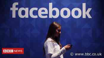 Facebook blocks Australian users from viewing or sharing news