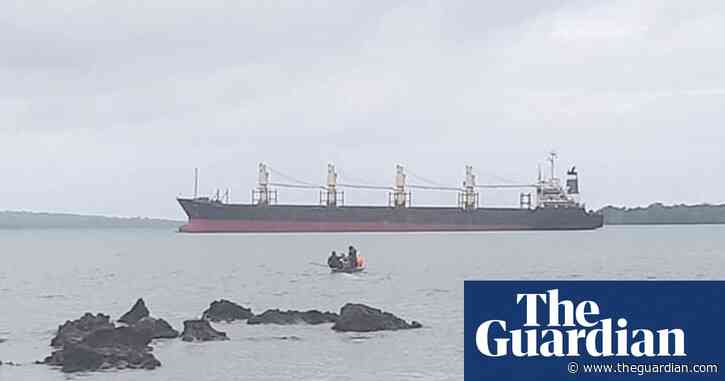 Solomon Islands: ship crew accused of  dumping 1,000 tonnes of oil in sea