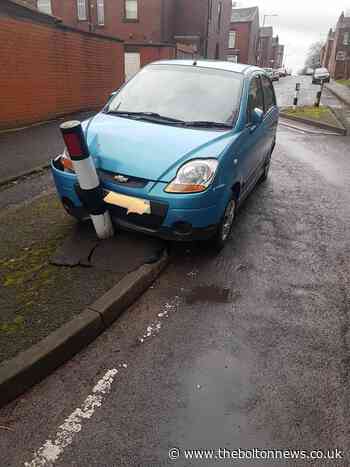 Driver abandons car after crashing into bollard in Bolton - The Bolton News