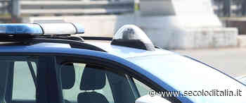 Paura a Modena, romeno aggredisce i passanti, prende a calci i poliziotti e rompe le... - Secolo d'Italia