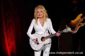 Dolly Parton asks Tennessee not to put her statue at Capitol