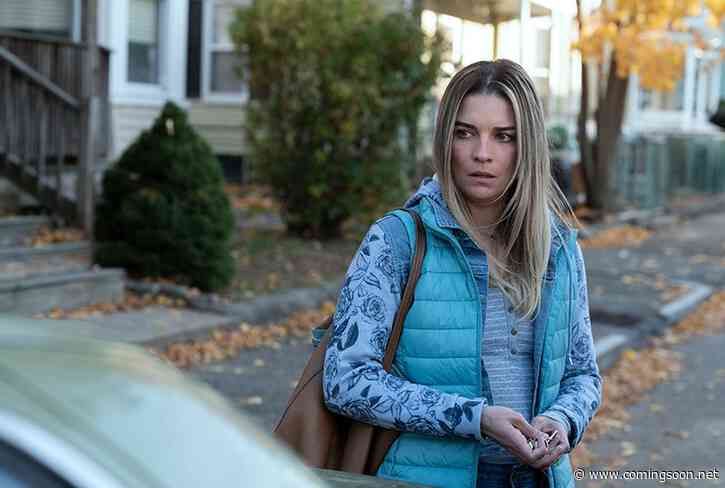 AMC’s Kevin Can F**k Himself Trailer & Photos Starring Annie Murphy