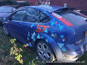 Car abandoned after police chase in Farnworth